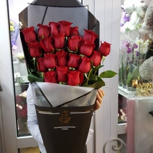 Голландские розы 70 см